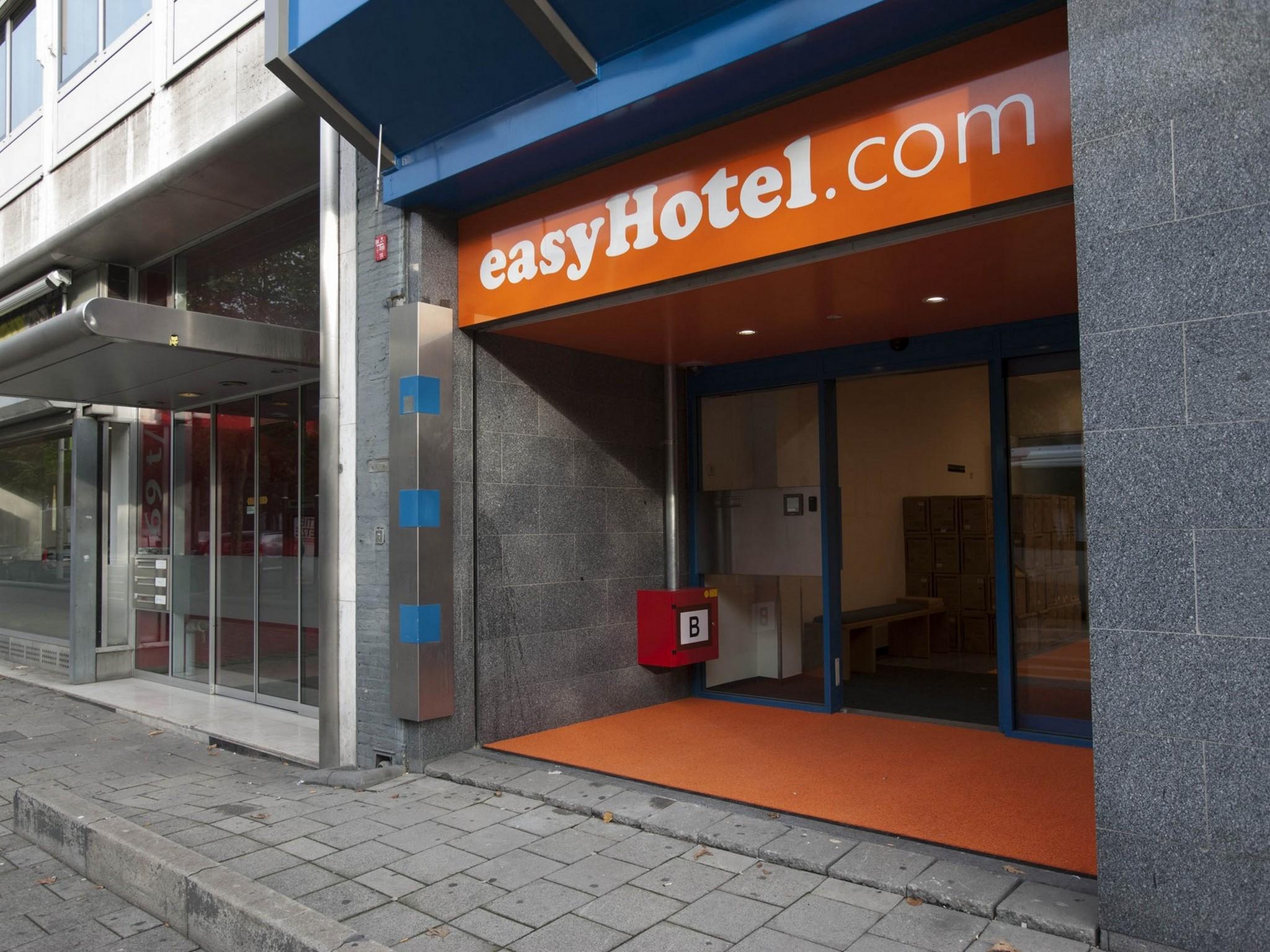 Easyhotel Rotterdam City Centre Exteriör bild